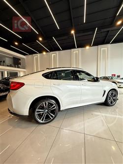 بی ئێم دەبڵیو X6